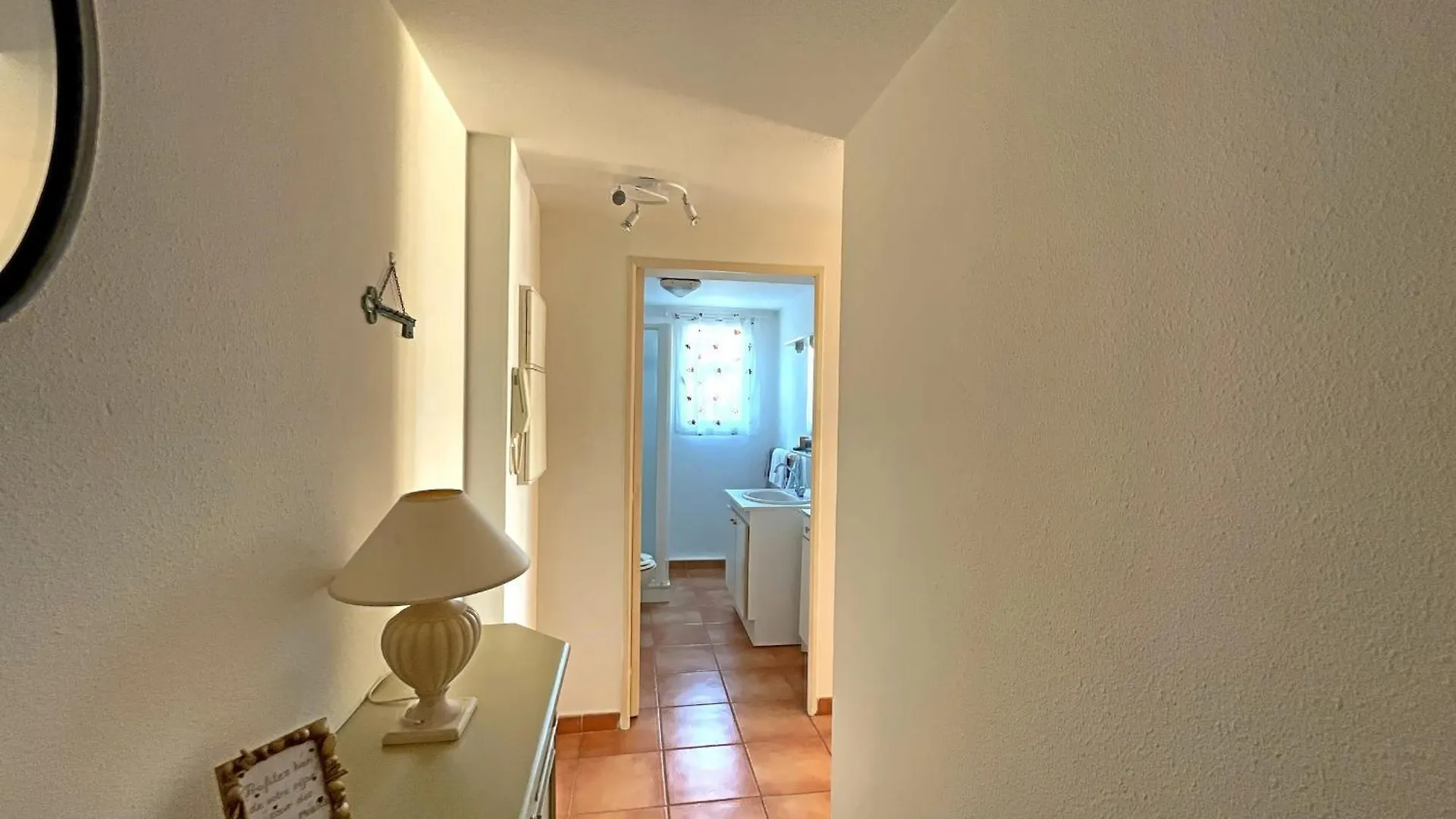 Apartment Appartement Cosy Avec Climatisation Et Parking Aux Saintes-Maries-De-La-Mer - Fr-1-475-175